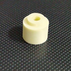 Изолятор керамический  ф 13/4,5 мм - фото 5122